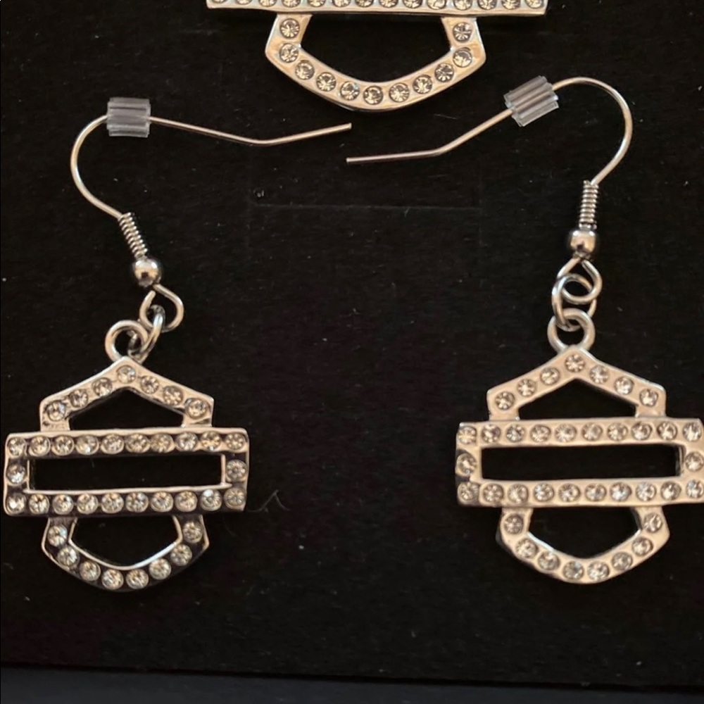 - Jewelry Set! HD Rhinestones Women’s Set - Picture 3 of 5
